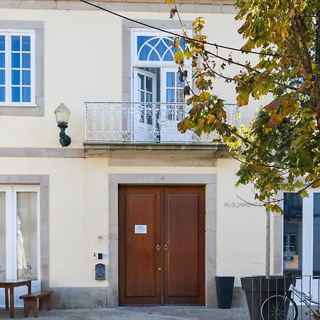 Da Praca 산타마리아다페이라