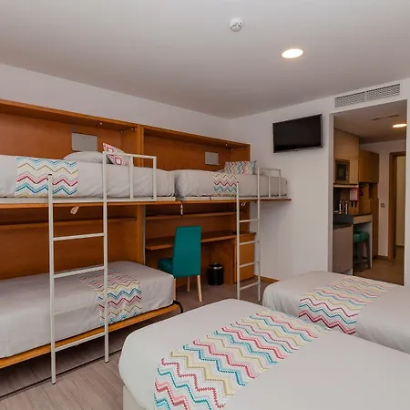 호스텔 Da Praca *