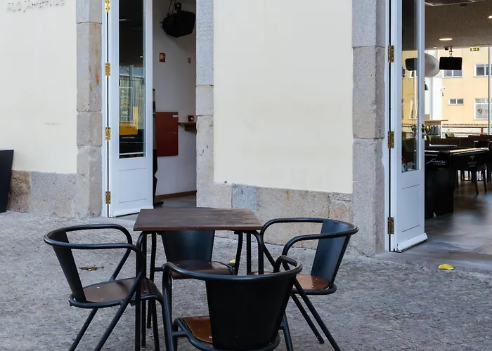 Da Praca 산타마리아다페이라