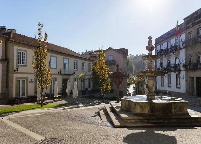 Da Praca * 산타마리아다페이라