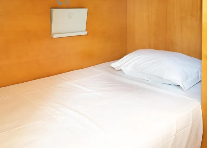 Da Praca Hostal Santa Maria da Feira