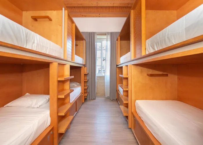 Da Praca * 산타마리아다페이라