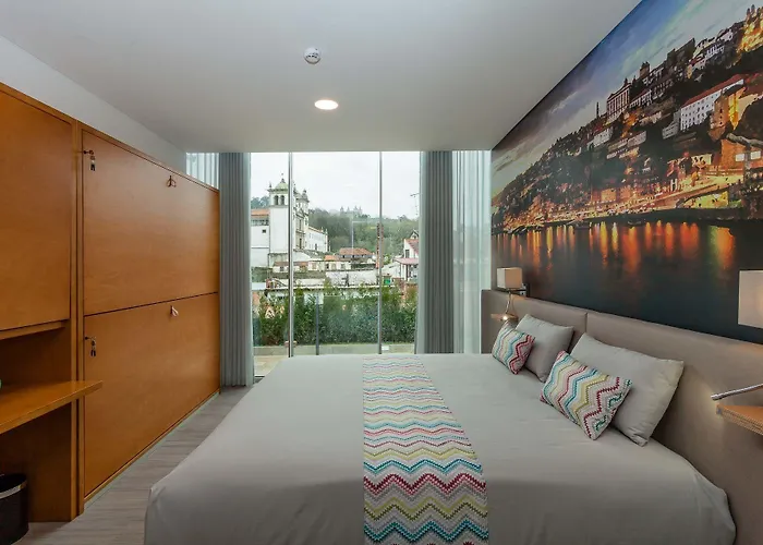 Da Praca 산타마리아다페이라